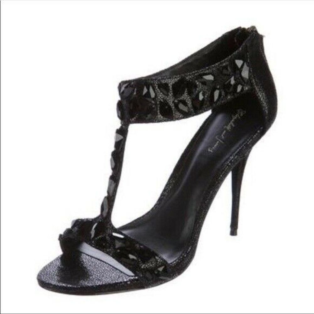 Elizabeth and James Jade Sandal T Strap Black 7